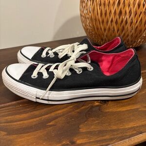 Converse Chuck Taylor Low Top Sneaker Shoes Women's 8 Men's 6 Black Lace Up